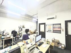 Lian Cheong Industrial Building (D19), Factory #477627781